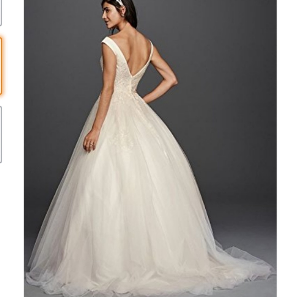 Wedding dress